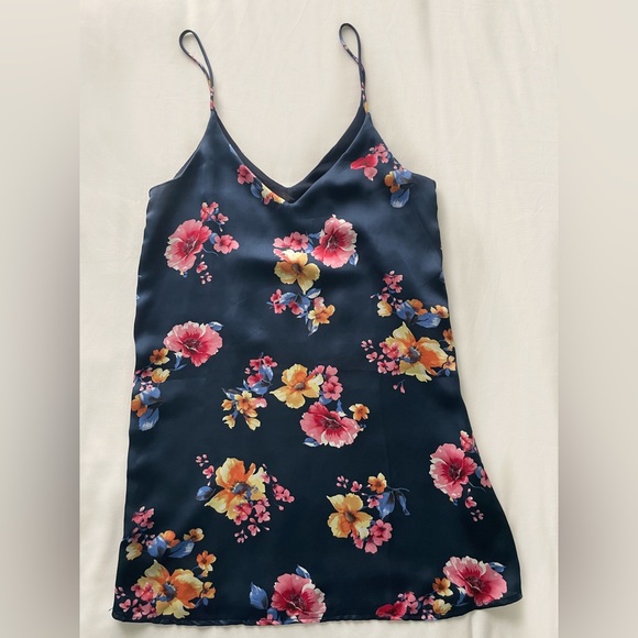 Lulus Dresses & Skirts - Lulus Slip Dress